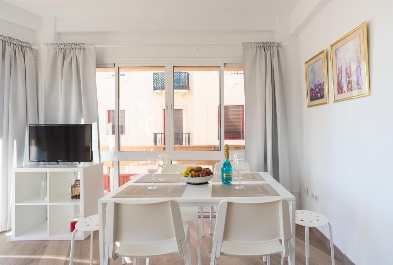 Soho Centro Terrace 2 Rooms Young People Only مالقة المظهر الخارجي الصورة